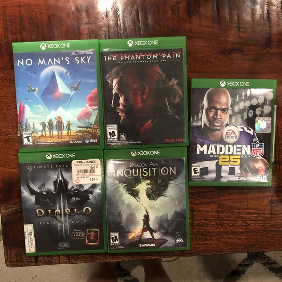 XBOX ONE GAMES - Picture 1 of 2
